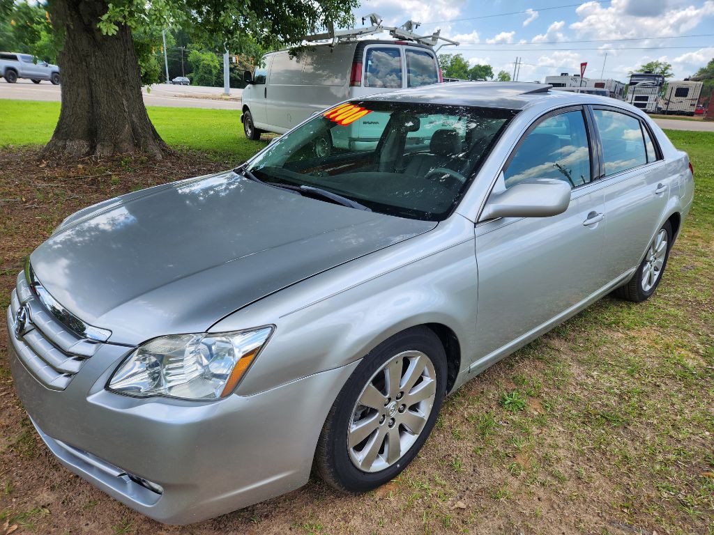 2005 Toyota Avalon Image 5
