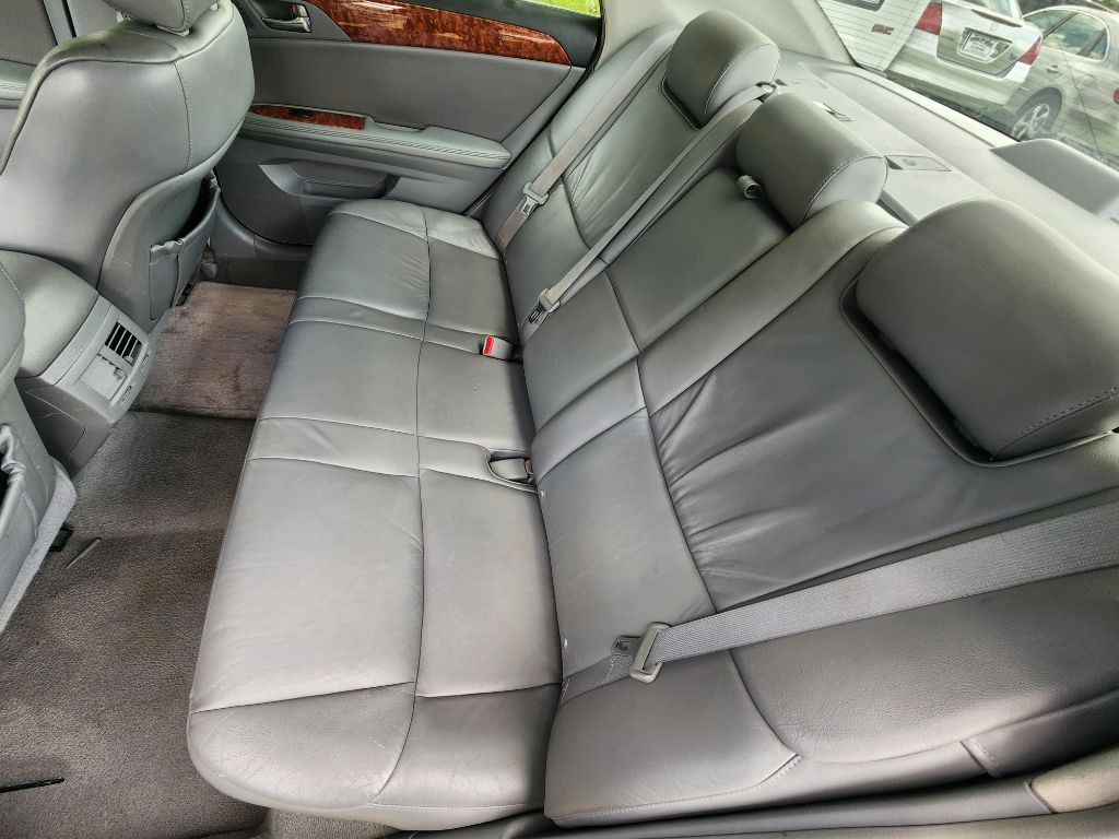 2005 Toyota Avalon Image 9