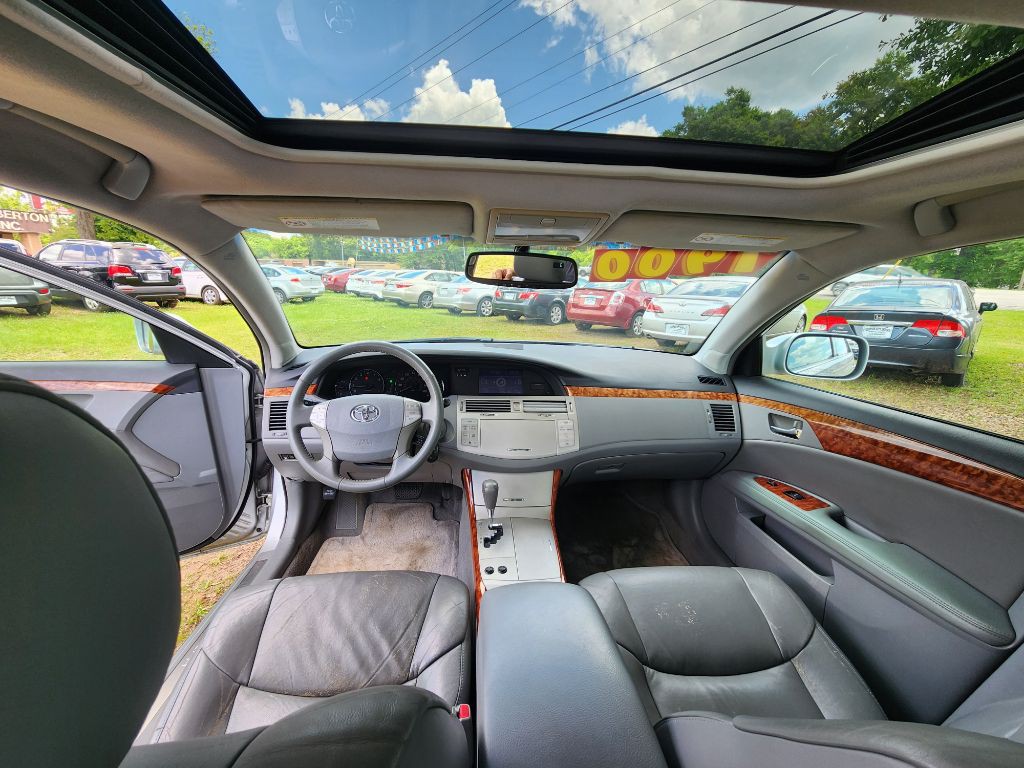 2005 Toyota Avalon Image 11