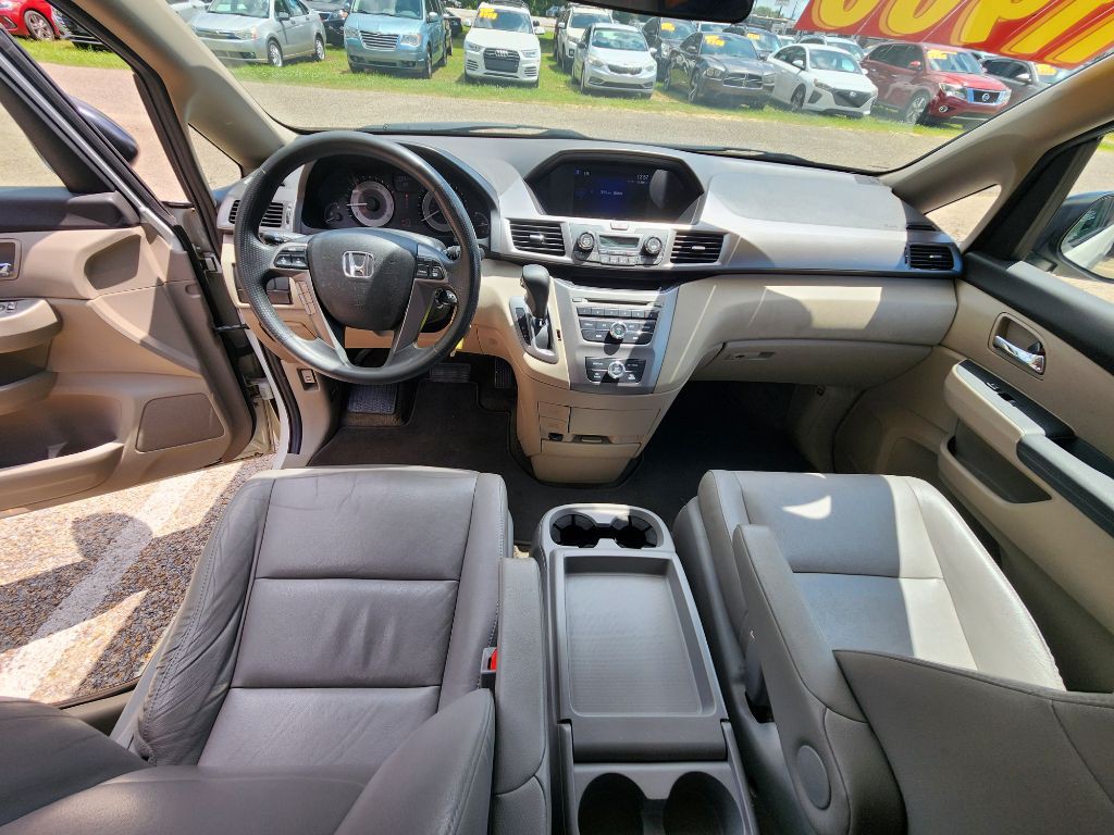 2015 Honda Odyssey Image 26