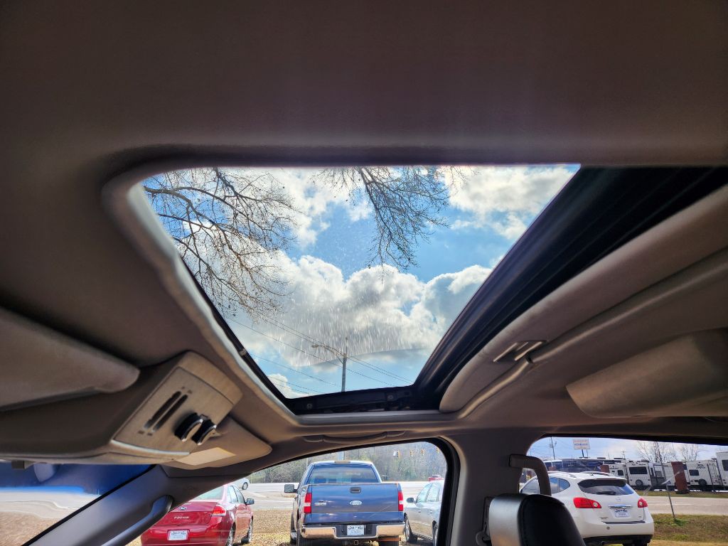 2008 Nissan Armada Image 20