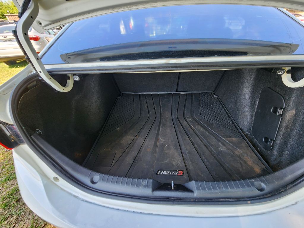 2014 Mazda Mazda3 Image 13