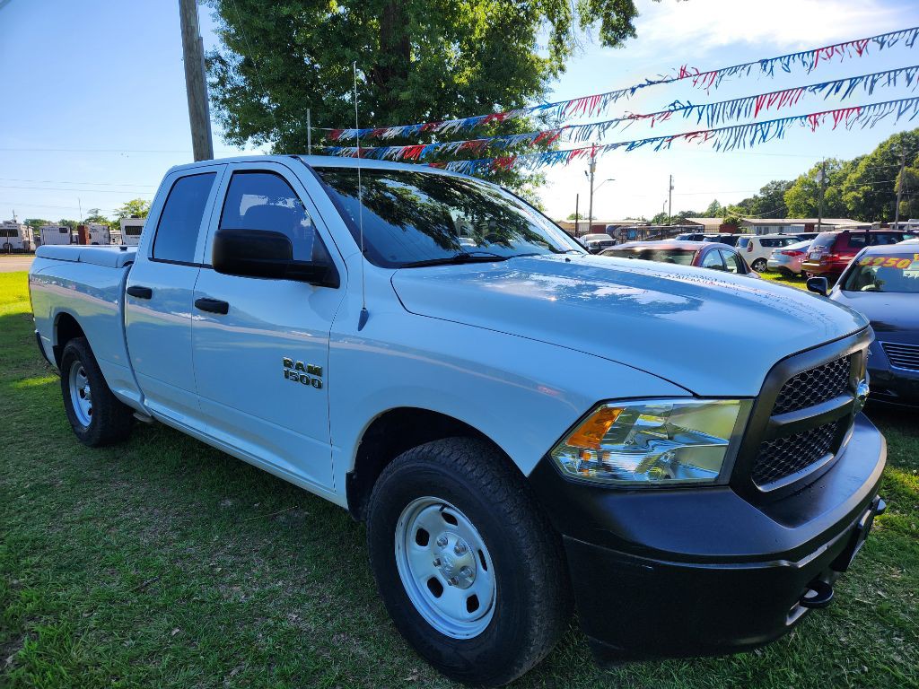 2013 RAM 1500 Image 3