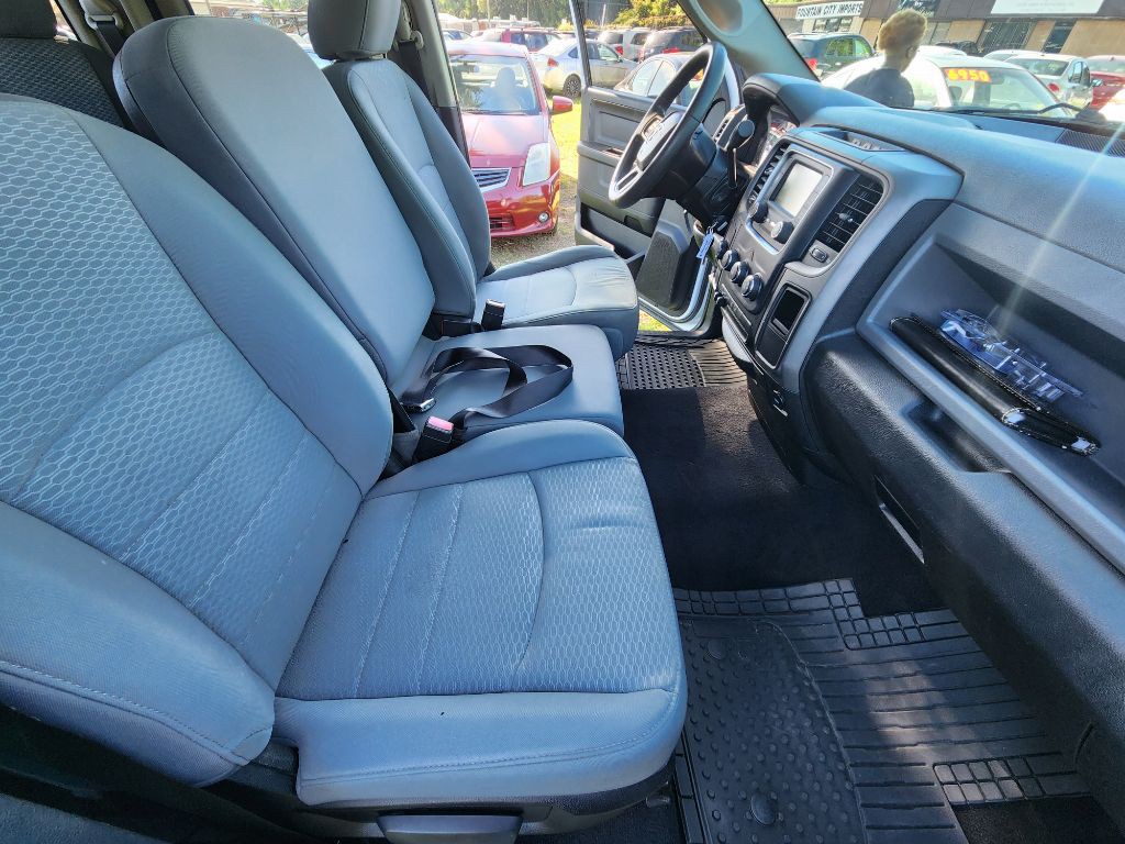 2013 RAM 1500 Image 9