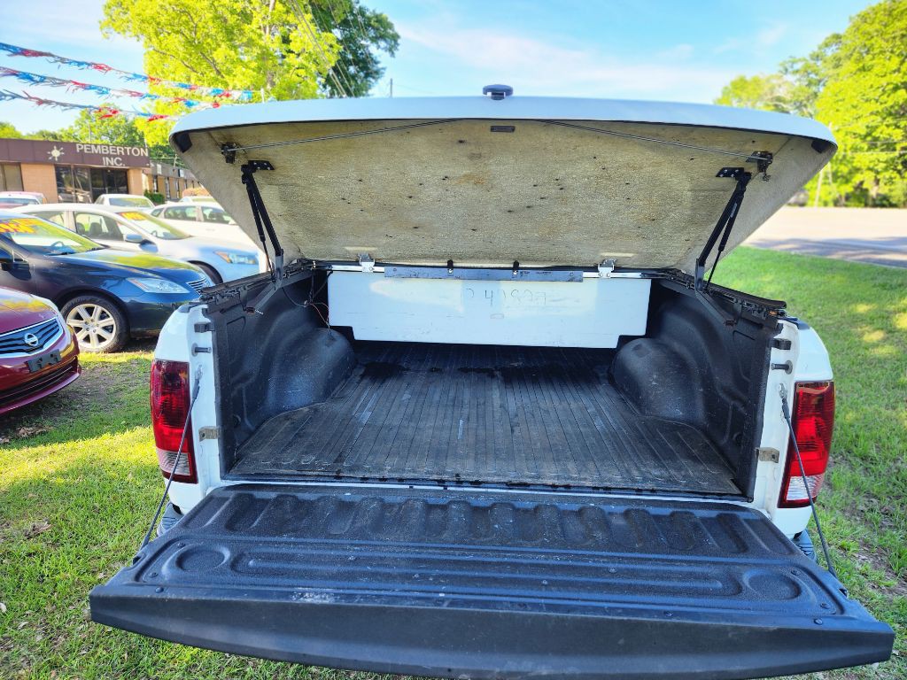 2013 RAM 1500 Image 17