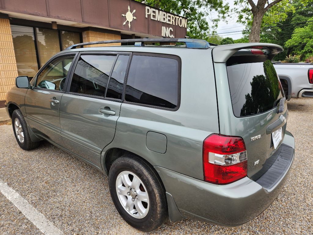 2004 Toyota Highlander Image 2
