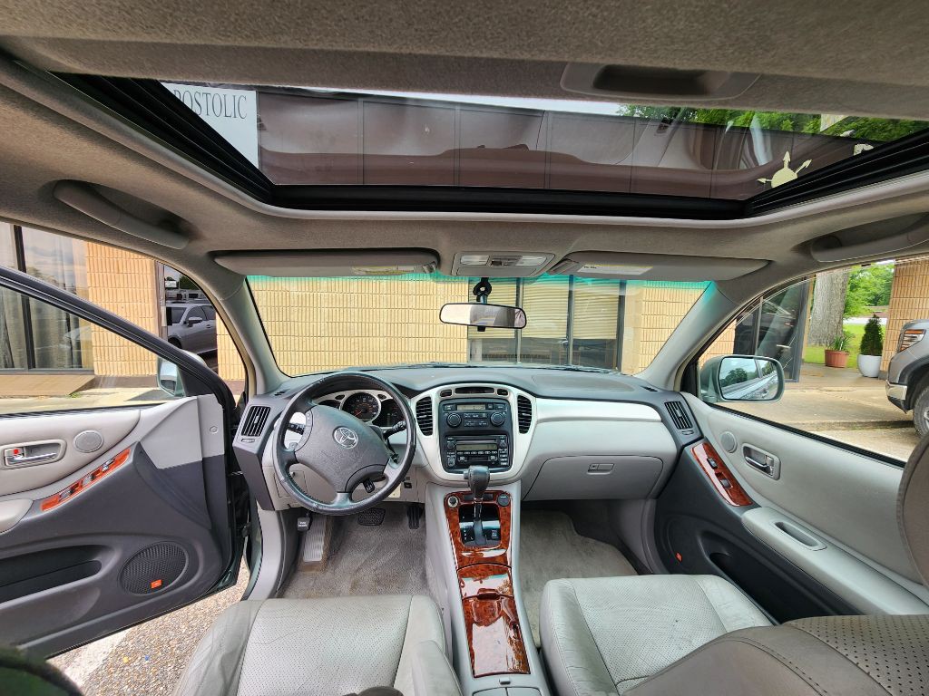 2004 Toyota Highlander Image 9