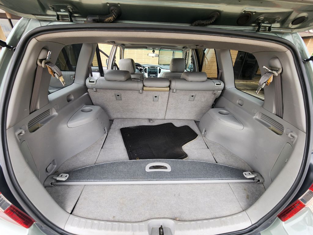 2004 Toyota Highlander Image 11
