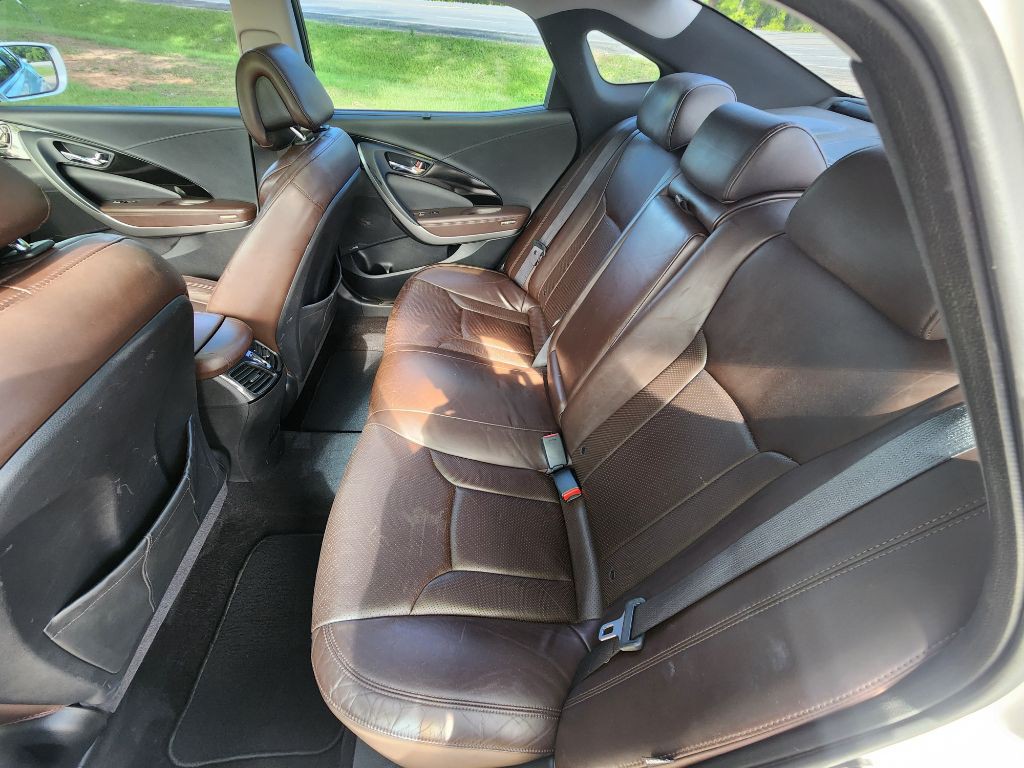 2013 Hyundai Azera Image 8