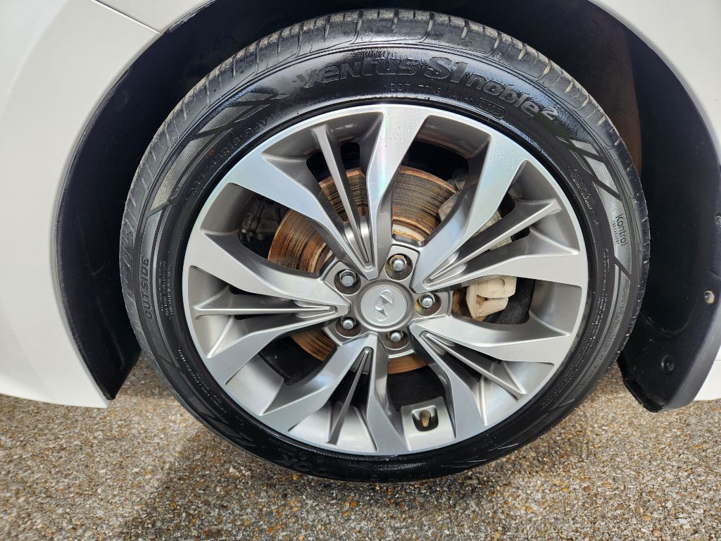 2013 Hyundai Azera Image 14