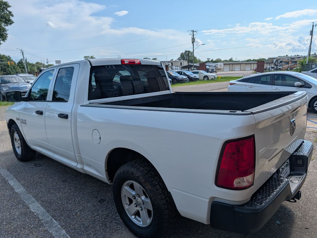 2017 RAM 1500 Image 4