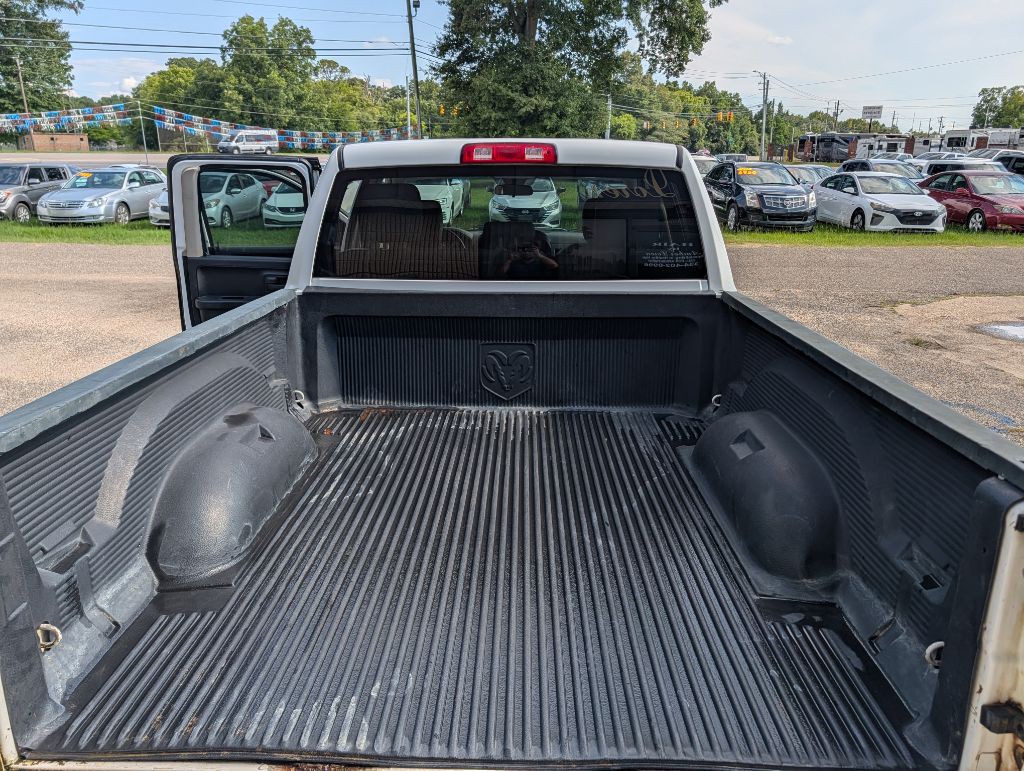 2017 RAM 1500 Image 9