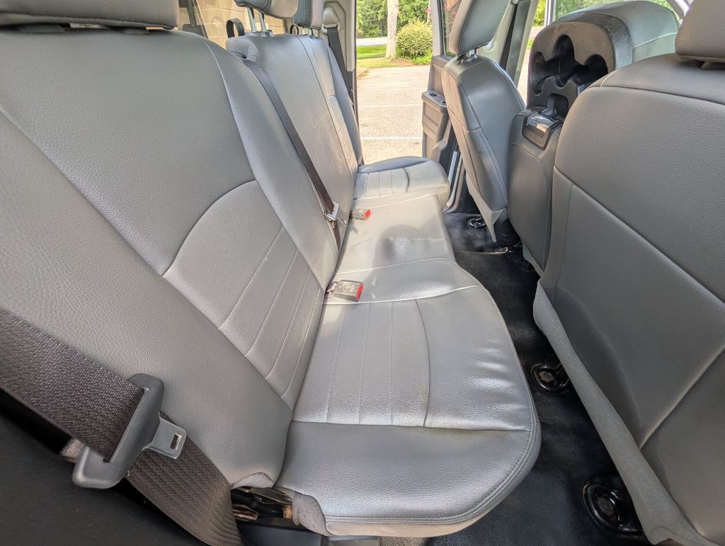 2017 RAM 1500 Image 10