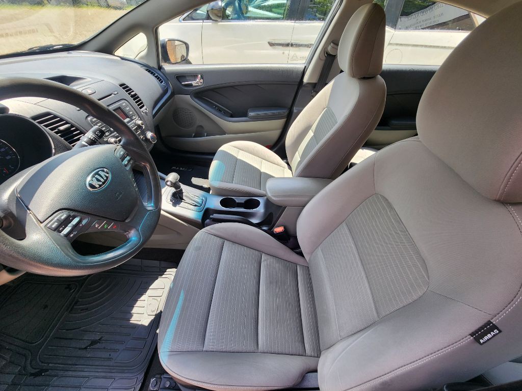 2015 Kia Forte Image 5
