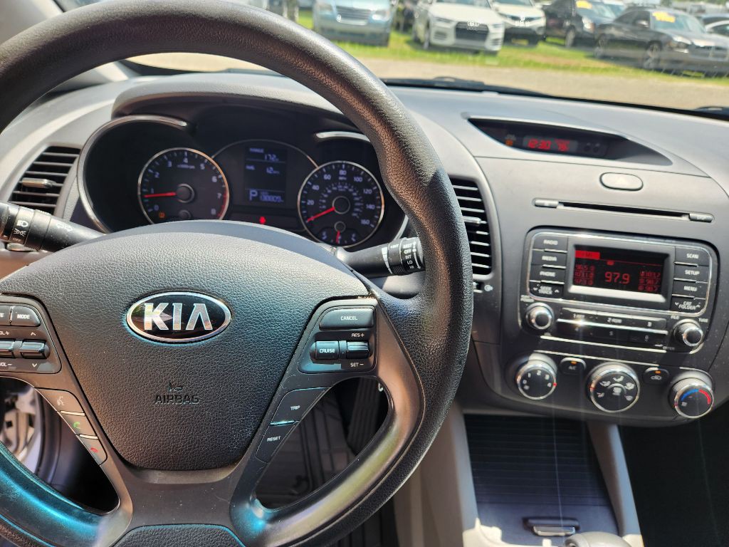 2015 Kia Forte Image 10