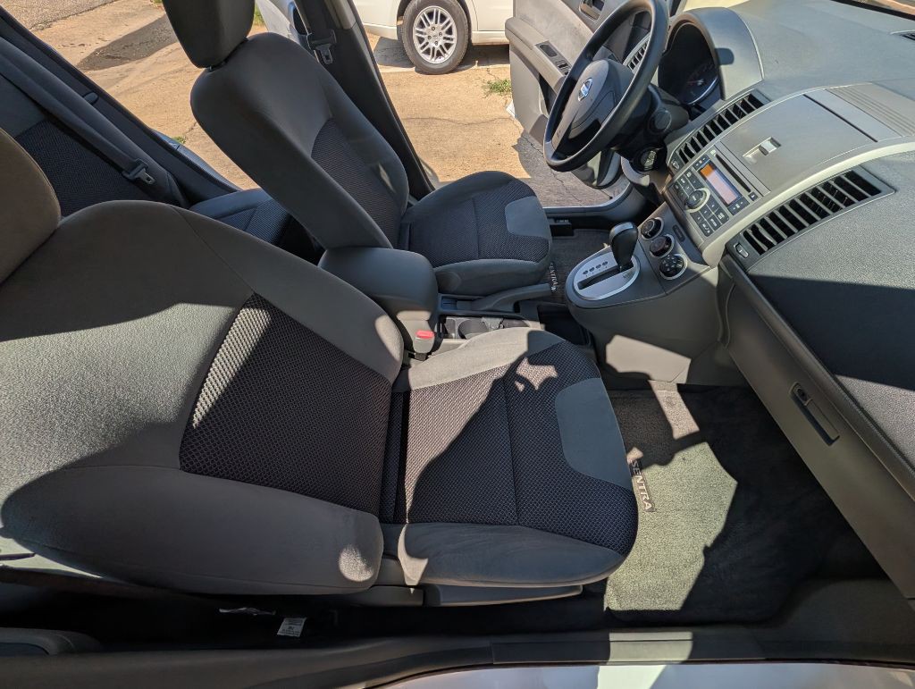 2007 Nissan Sentra Image 10