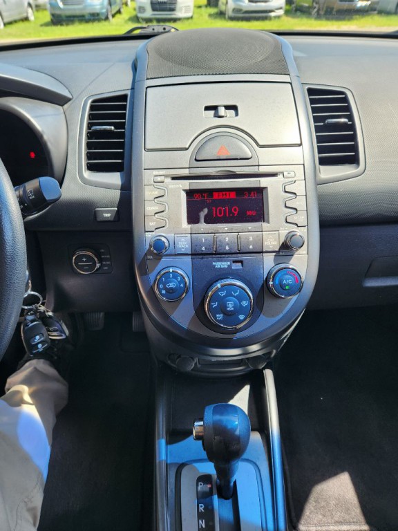 2010 Kia Soul Image 12