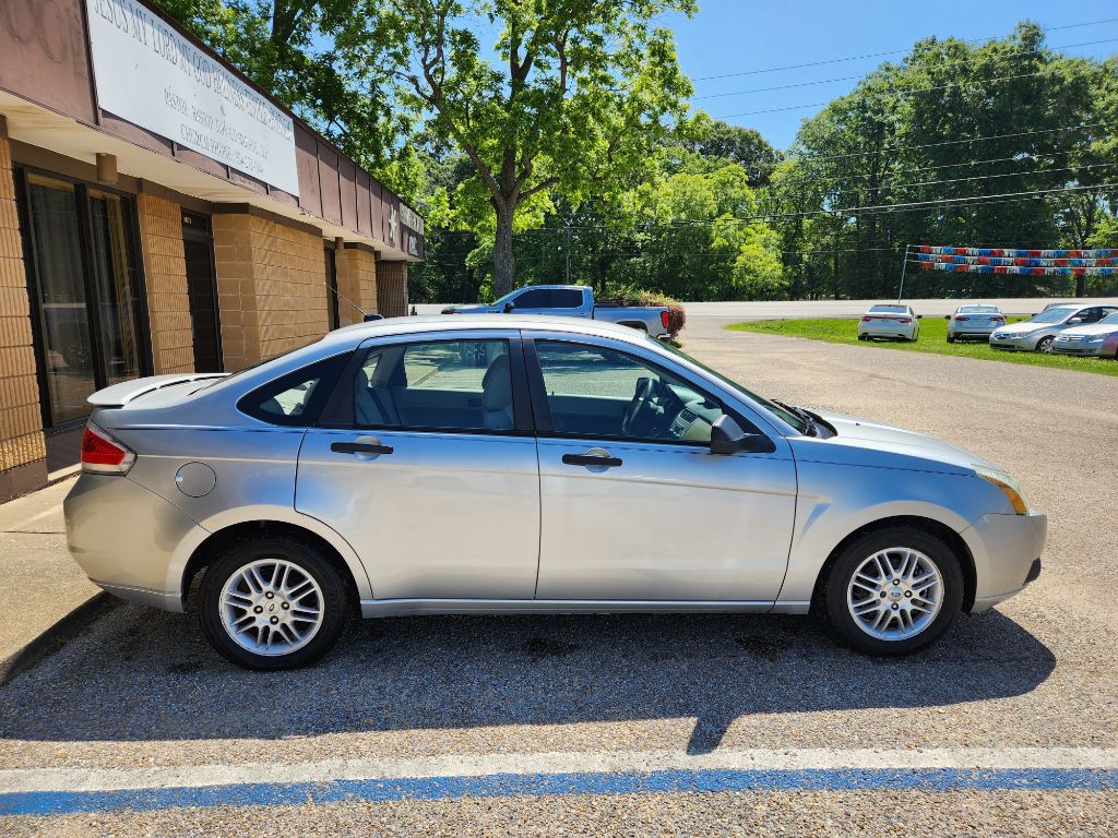 2011 Ford Focus Image 3