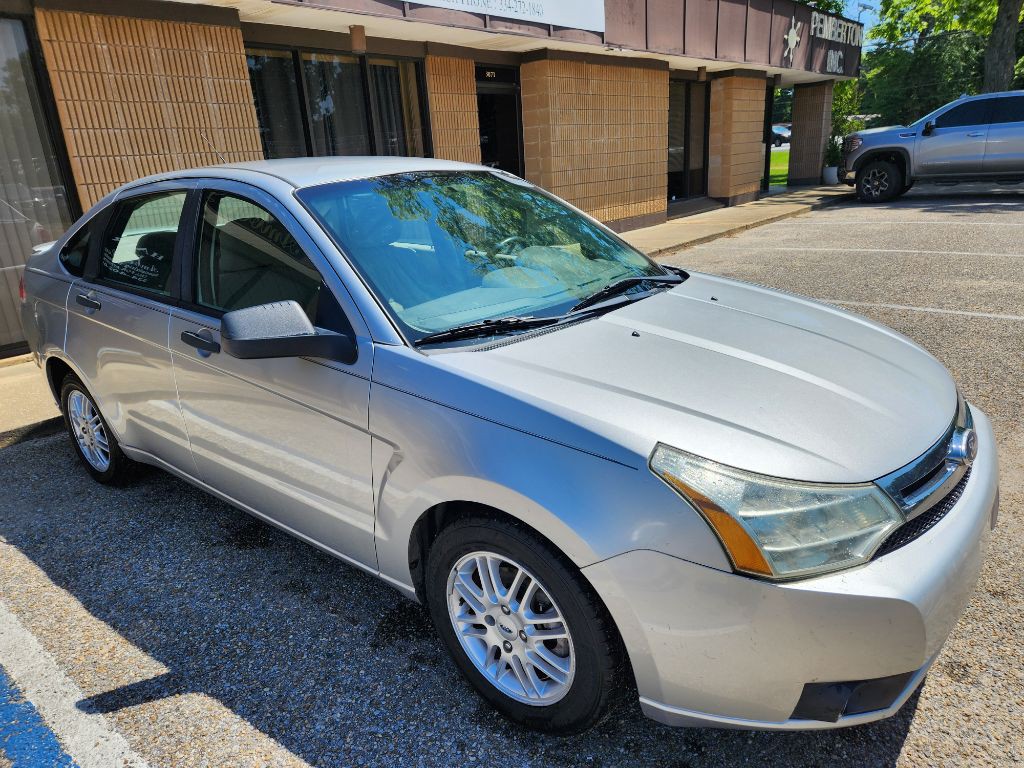 2011 Ford Focus Image 4
