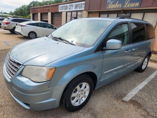 Image for 2010 Chrysler Town & Country Touring ID: 7388088