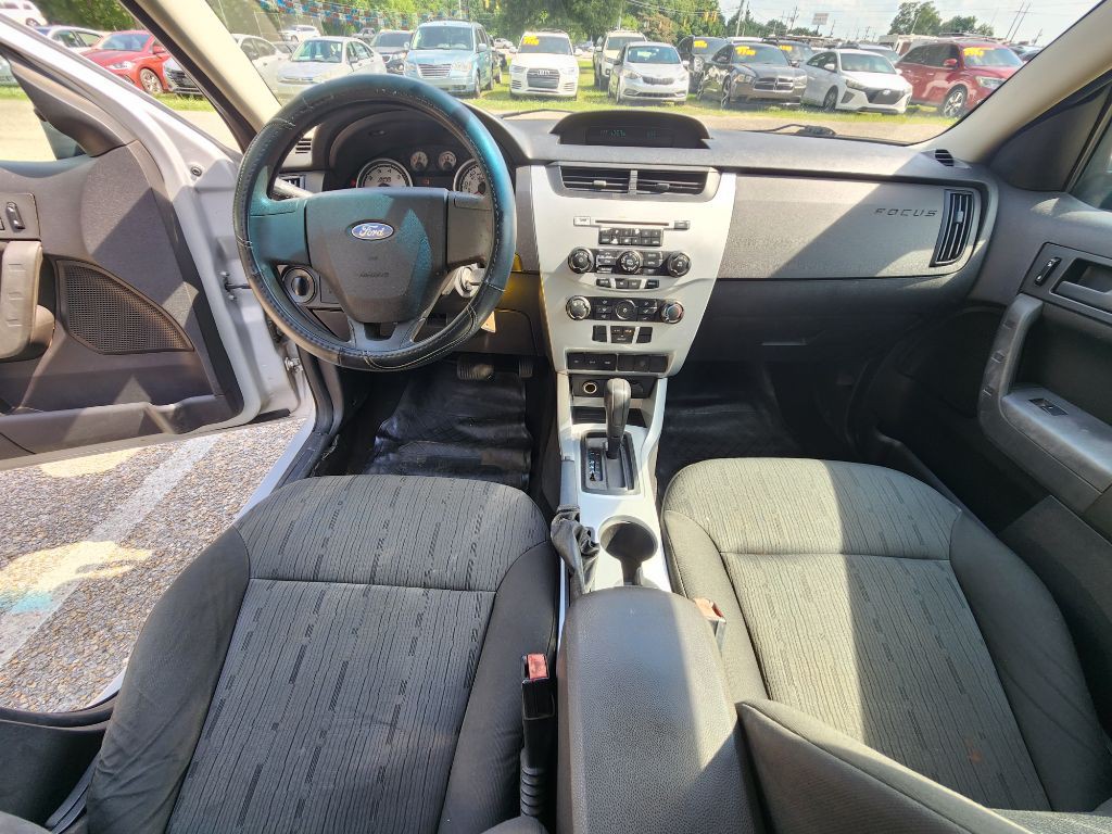2008 Ford Focus Image 9