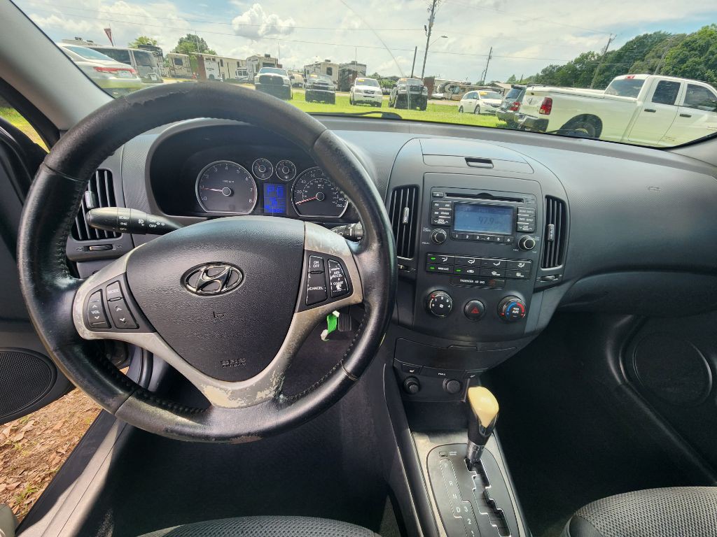 2009 Hyundai Elantra Image 14