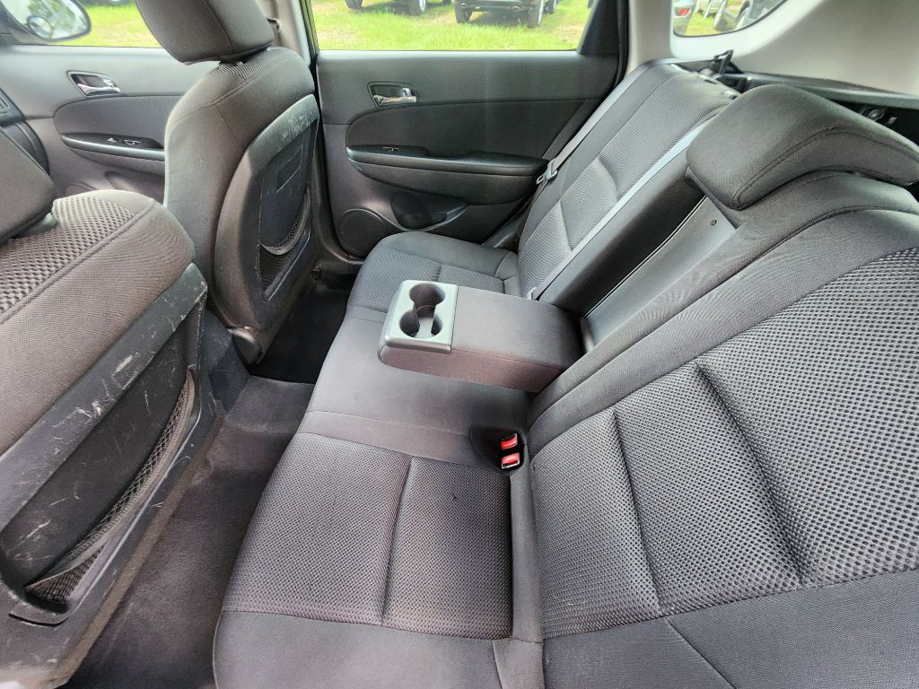 2009 Hyundai Elantra Image 9