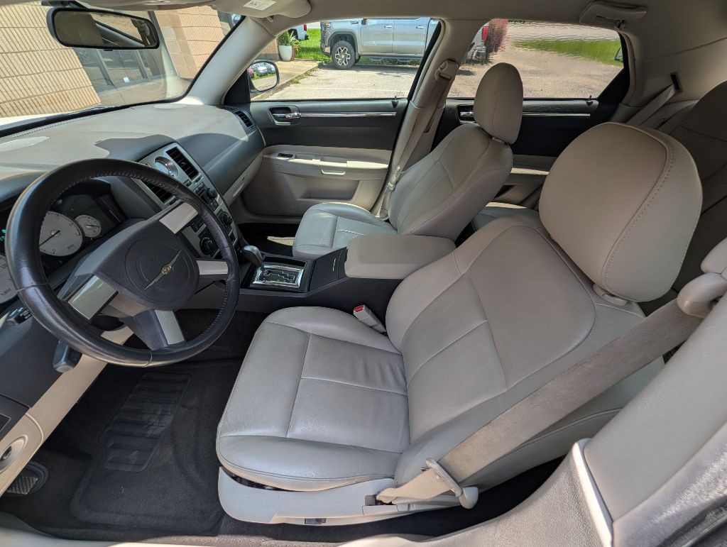 2006 Chrysler 300 Image 20