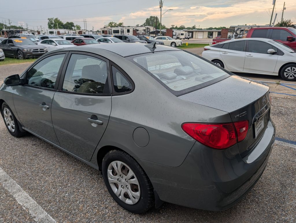 2010 Hyundai Elantra Image 4