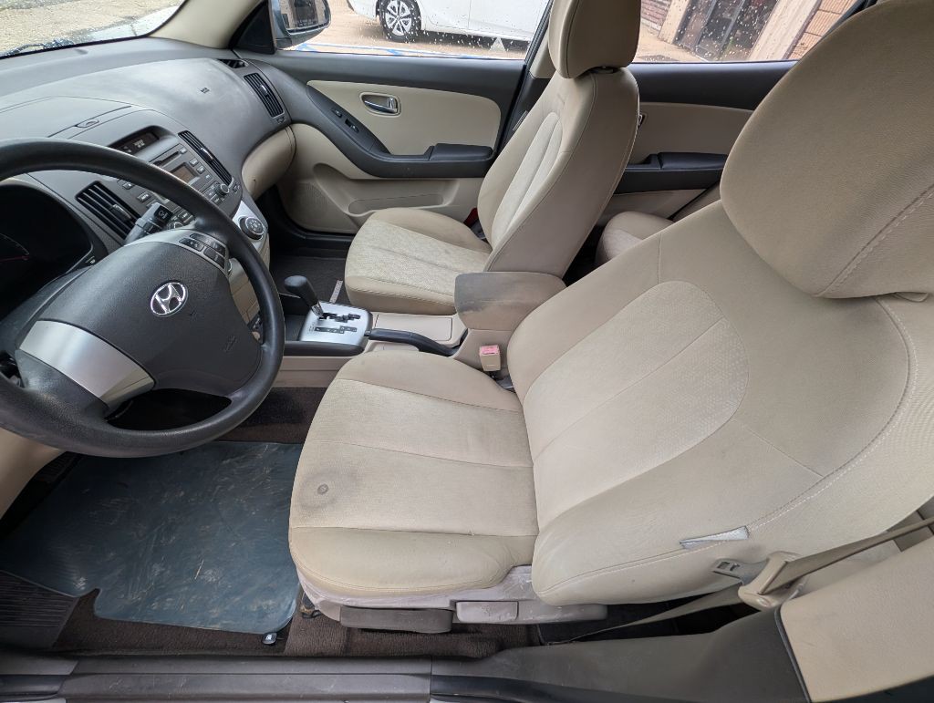 2010 Hyundai Elantra Image 7