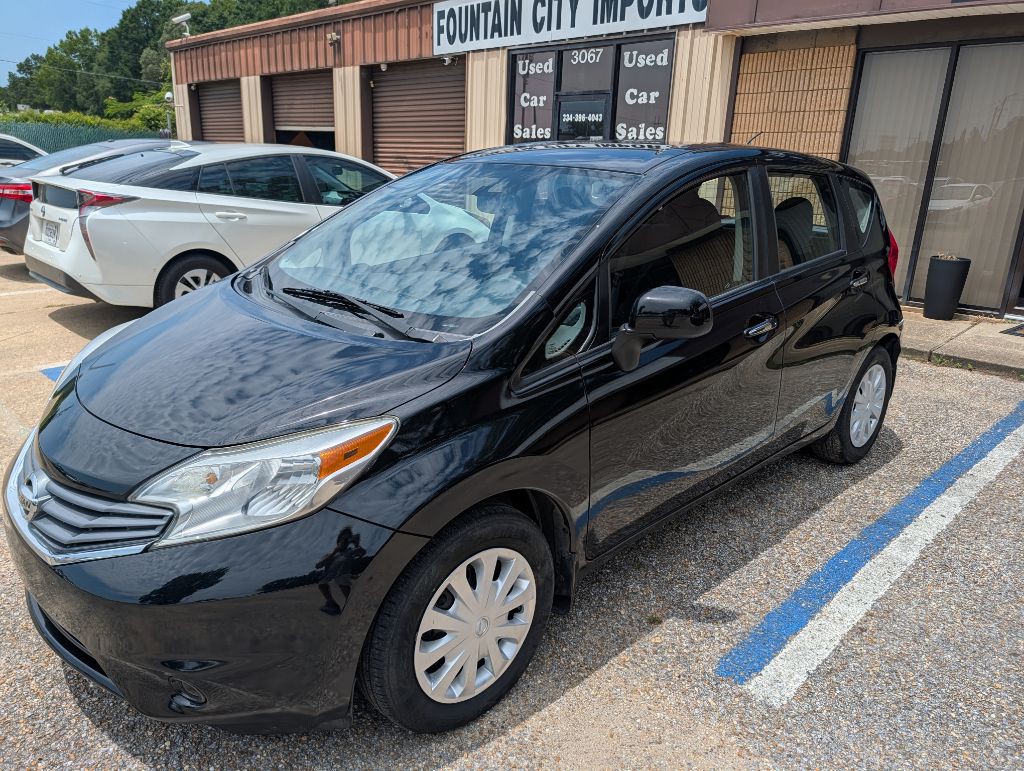 2014 Nissan Versa Image 1