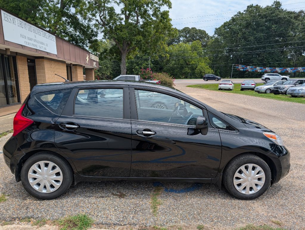 2014 Nissan Versa Image 3