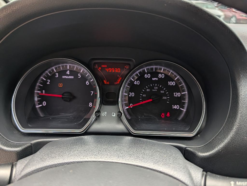 2014 Nissan Versa Image 13