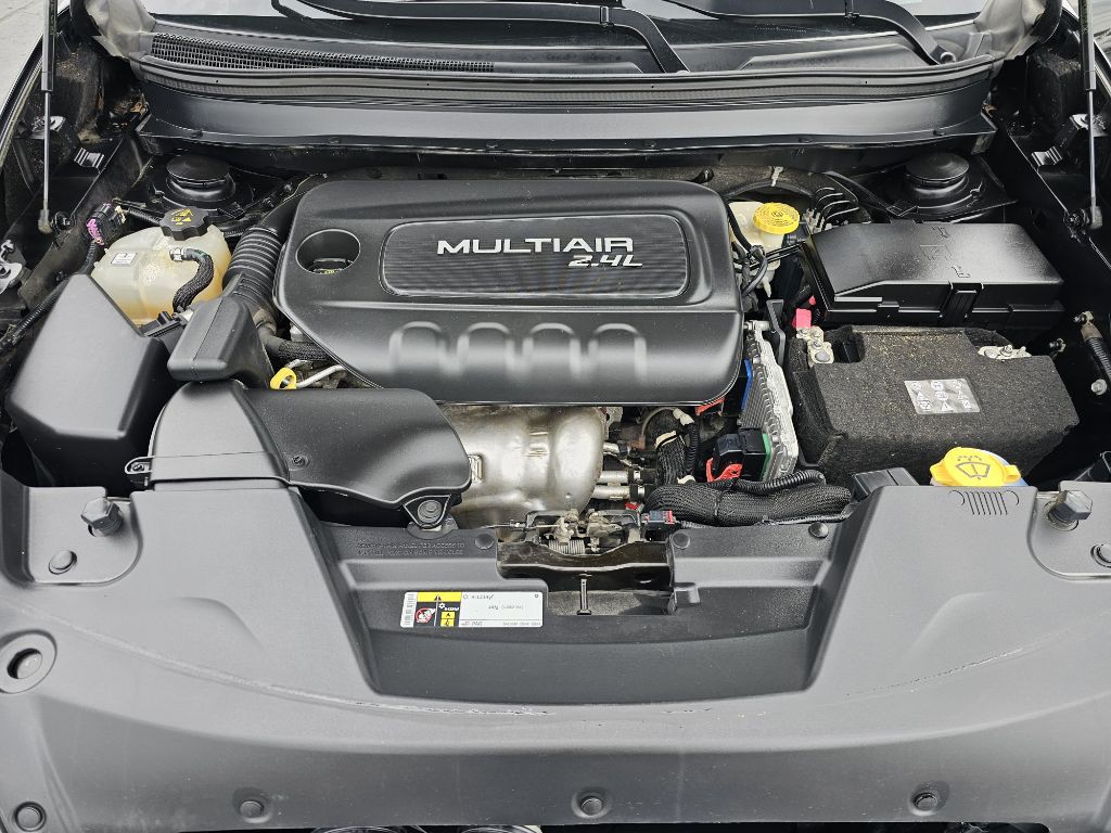 2016 Jeep Cherokee Image 12