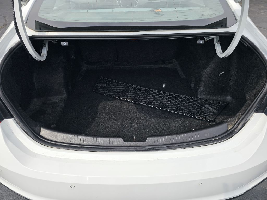 2017 Chevrolet Malibu Image 7