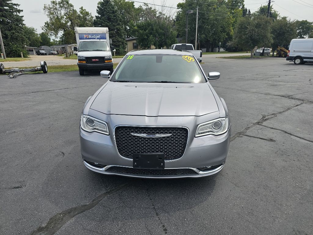 2016 Chrysler 300 Image 2