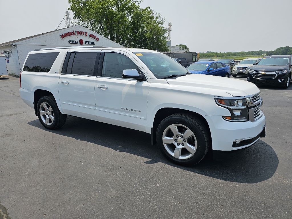 2015 Chevrolet Suburban Image 4