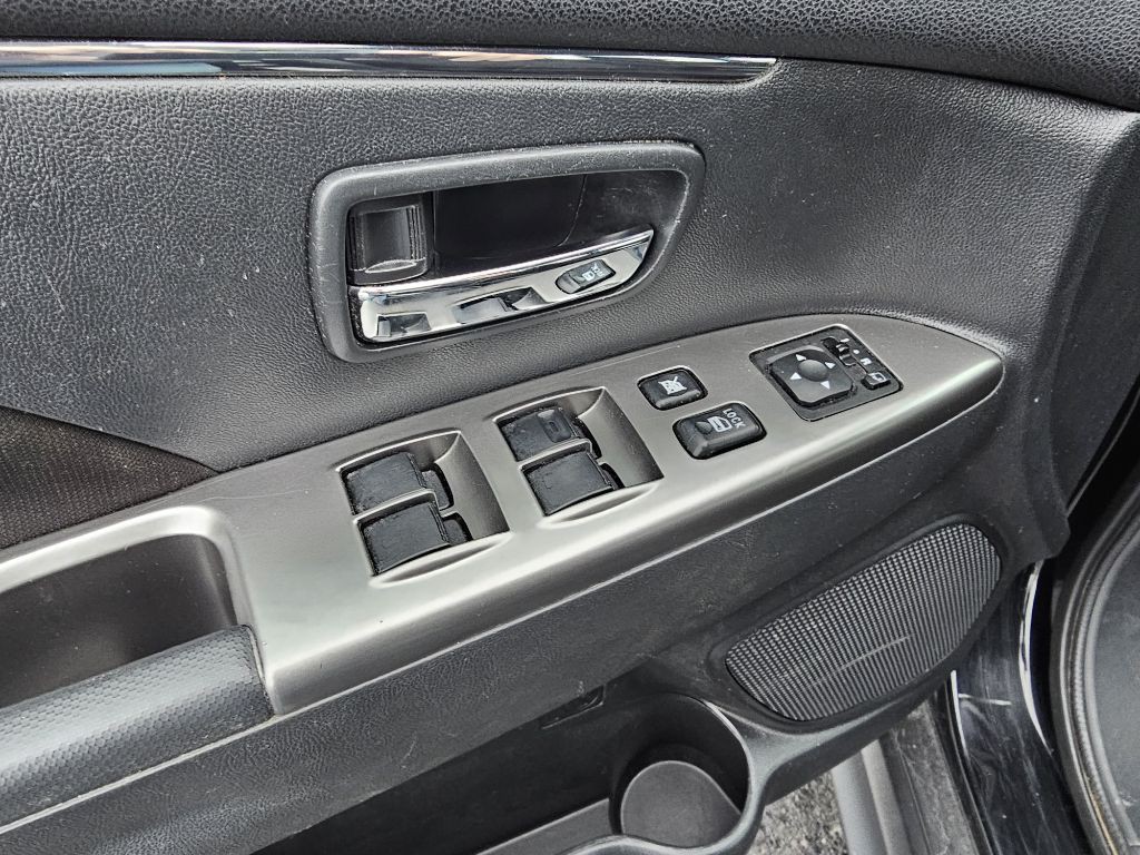 2021 Mitsubishi Outlander Image 7