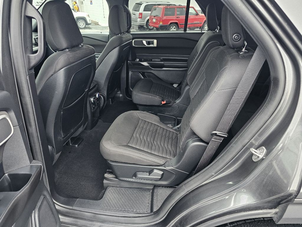 2020 Ford Explorer Image 6