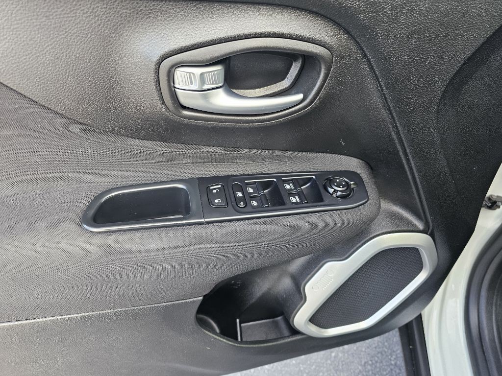 2019 Jeep Renegade Image 7