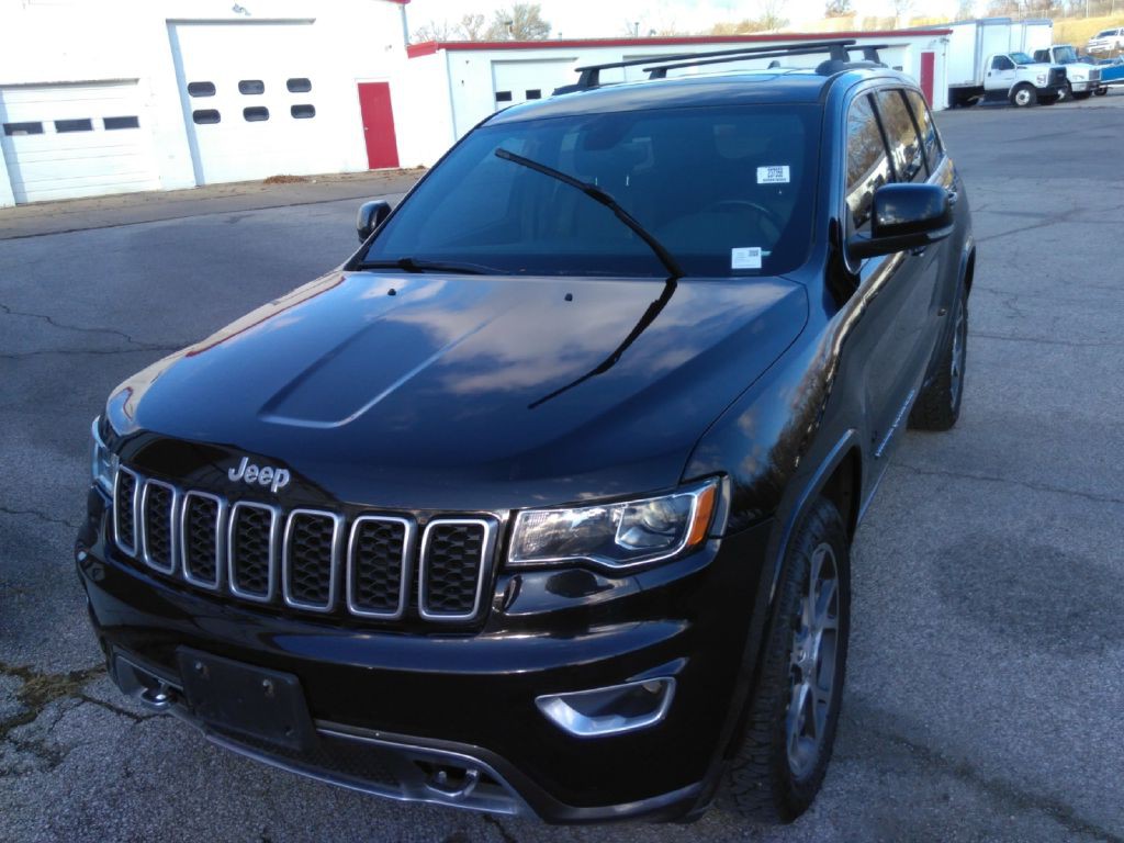 2018 Jeep Grand Cherokee Image 1