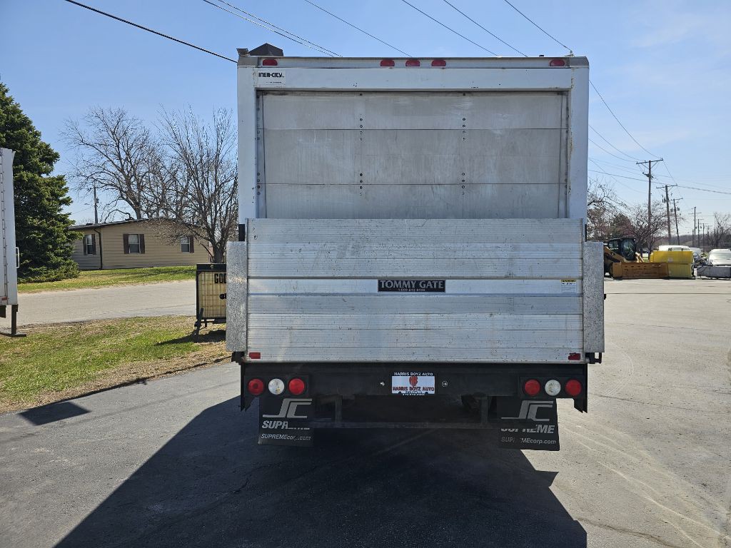 2007 Chevrolet Express Image 4