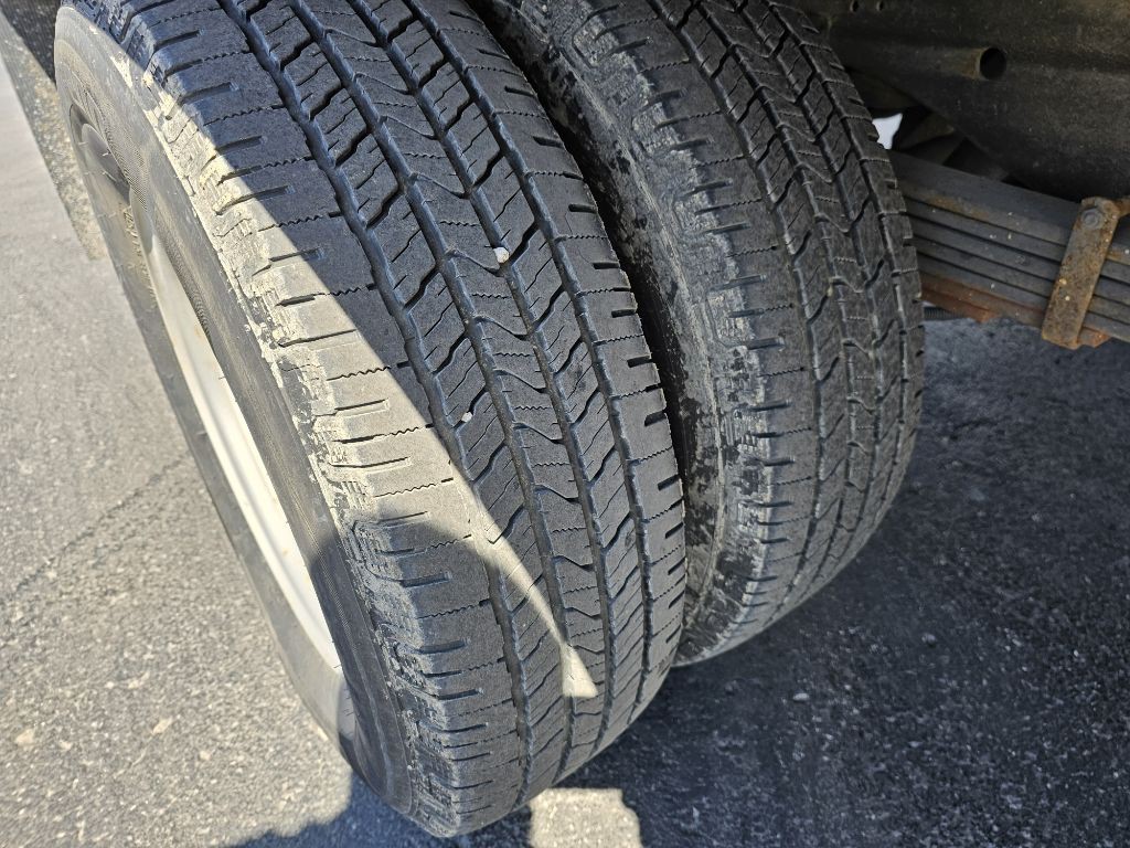 2007 Chevrolet Express Image 11