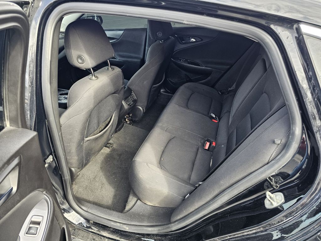 2018 Chevrolet Malibu Image 5