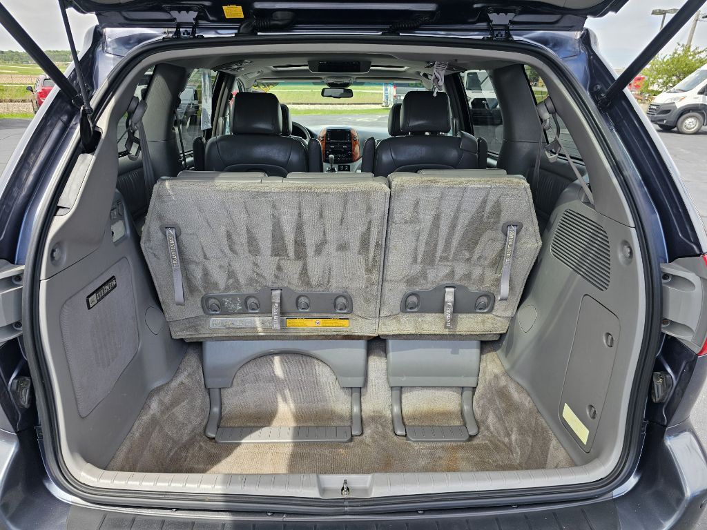 2008 Toyota Sienna Image 7