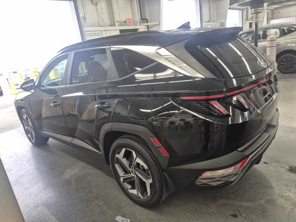 2022 Hyundai Tucson Image 2