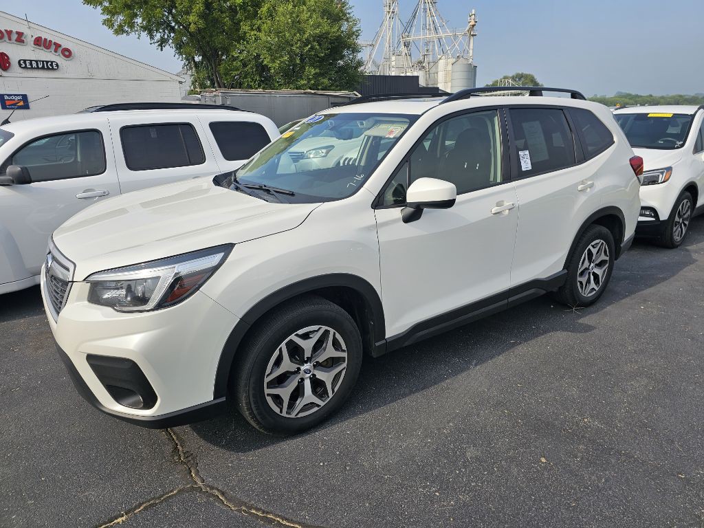 2021 Subaru Forester Image 1
