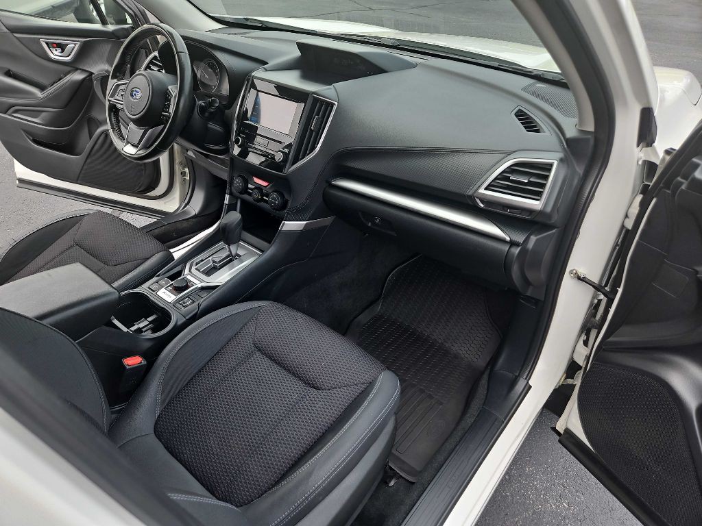2021 Subaru Forester Image 2