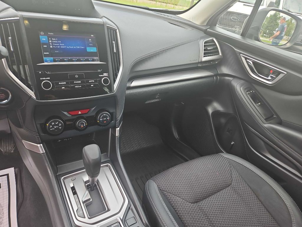 2021 Subaru Forester Image 9