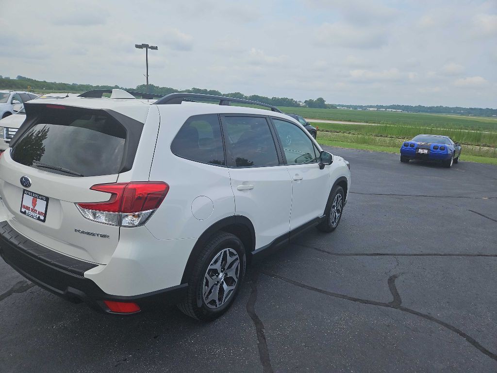 2021 Subaru Forester Image 27